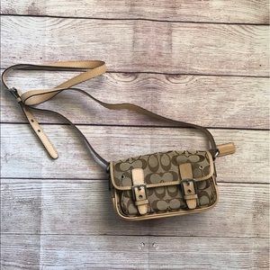 Coach signature cross body